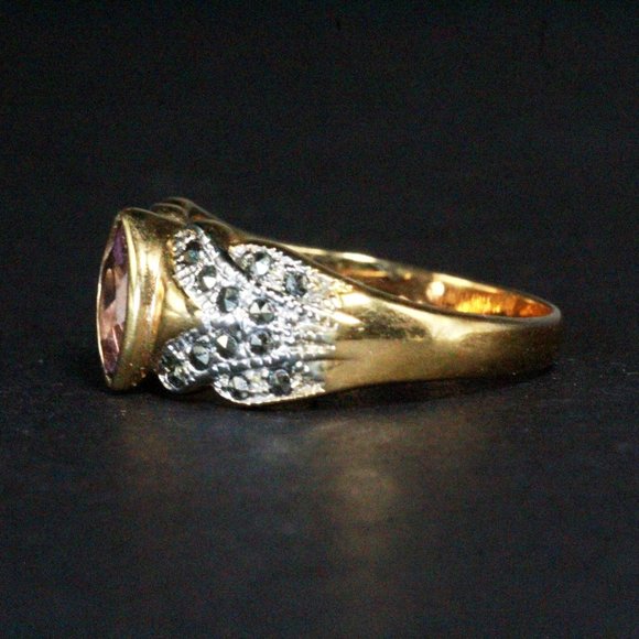 Contemporary Sterling Silver Hallmarked CI Amethyst  Marcasites Two Tone Ring - Picture 5 of 7